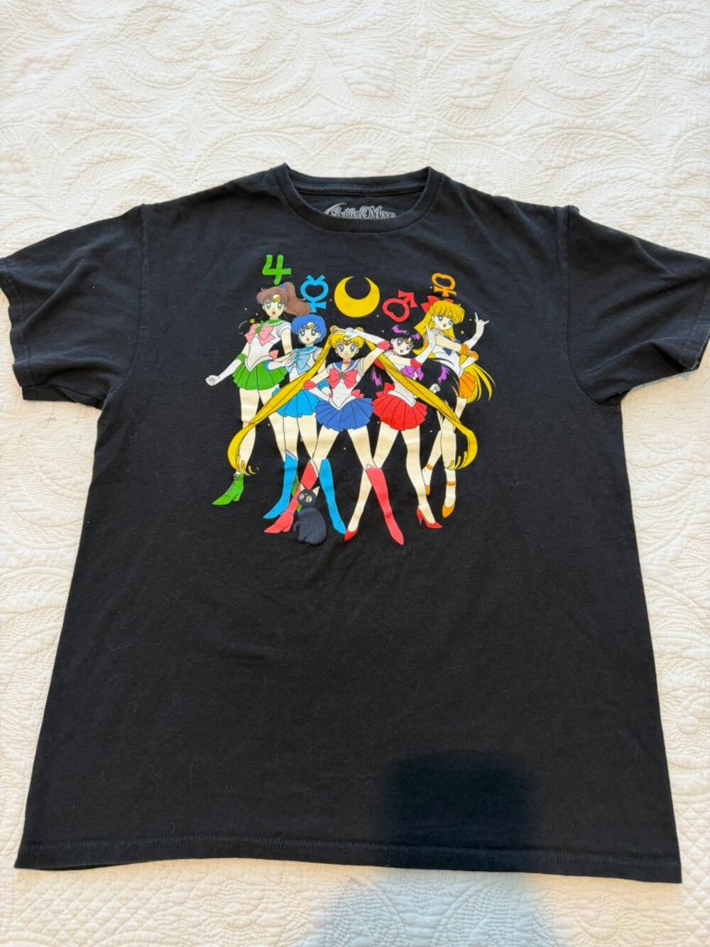 Sailor Moon Graphic T‑Shirt Women’s/Men’s Medium – Black Anime Tee – 100% Cotton